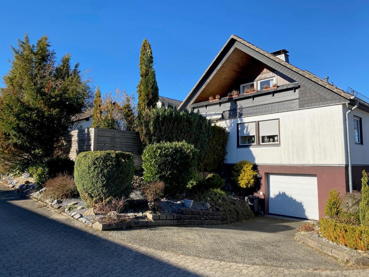 Ferienwohnung Mit Loggia Warstein Exterior photo